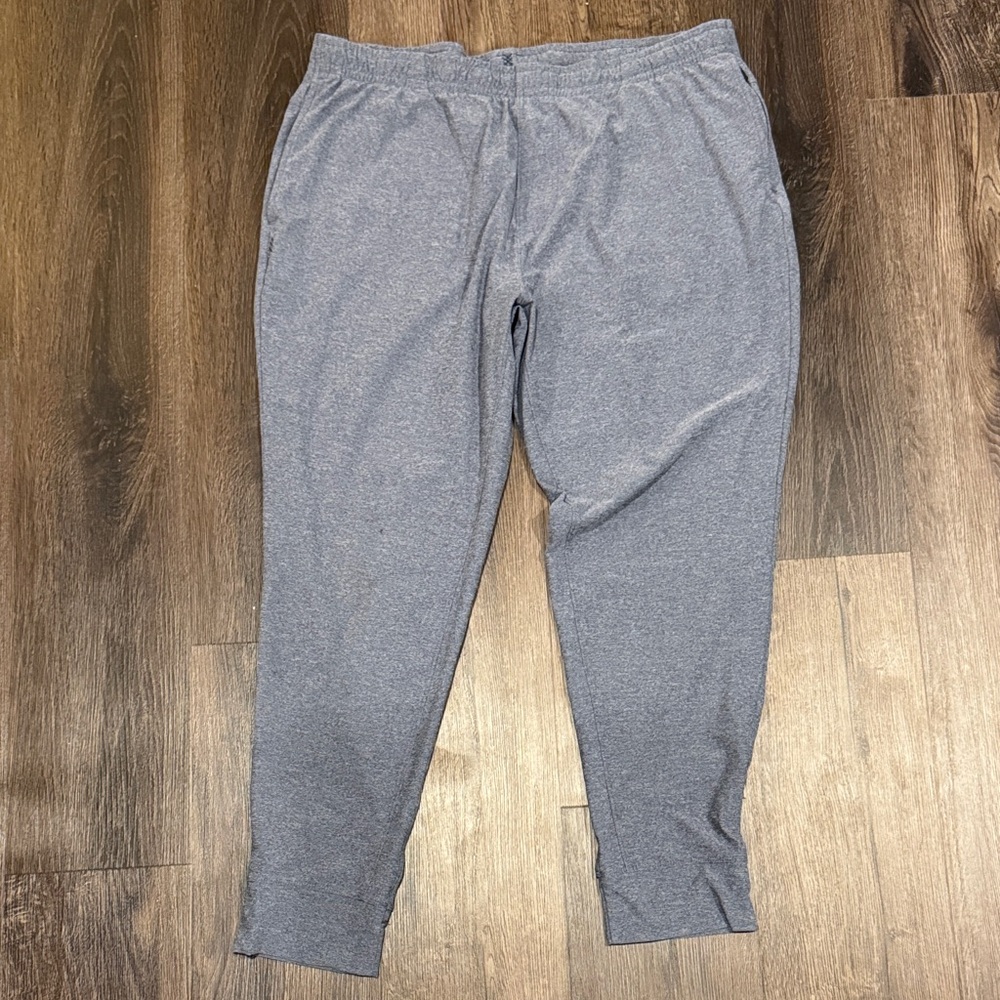 Rhone all around jogger